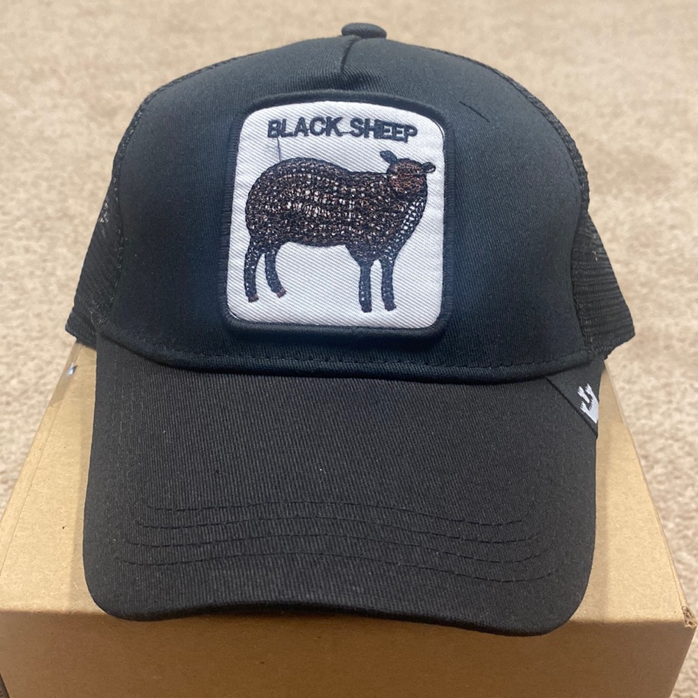 Unisex Adjustable Farm Trucker Hat (Black Sheep) NEW!!!